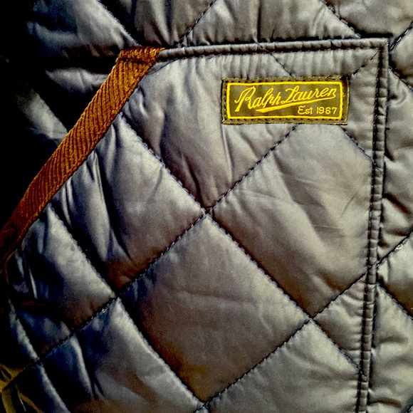 Polo Ralph Lauren Quilted Coat with corduroy trim. Like new condition. - Picture 2 of 6